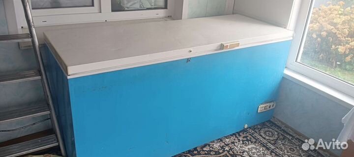 Холодильник промышленный