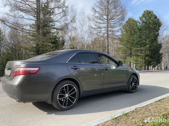 Toyota Camry 2.4 AT, 2007, 242 008 км