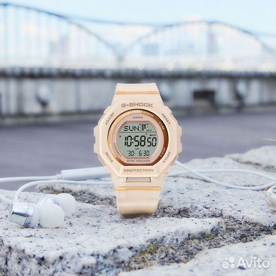 Часы Женские Casio G-Shock GMD-B300-4