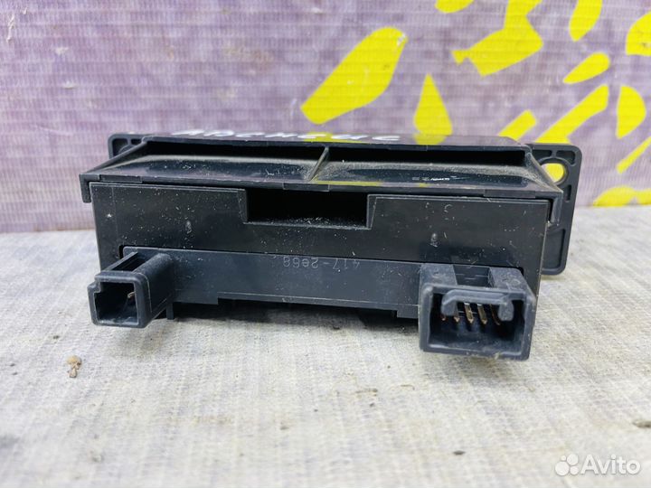 Кнопки обогрева сидений Авенсис Avensis T25