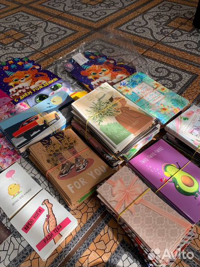Открытки и наклейки оптом
