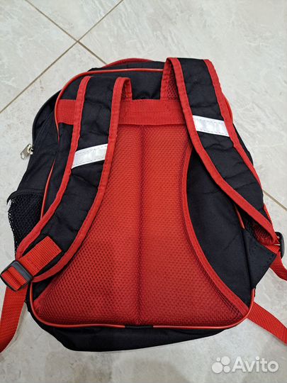 Рюкзак школьный
