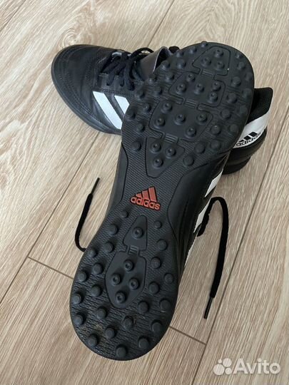 Футбольные бутсы 38 размер