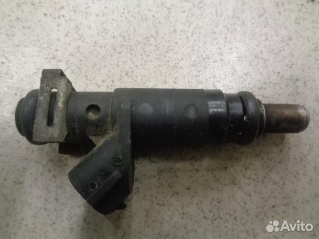 Форсунка инжекторная Audi A4 B7 2004-2009