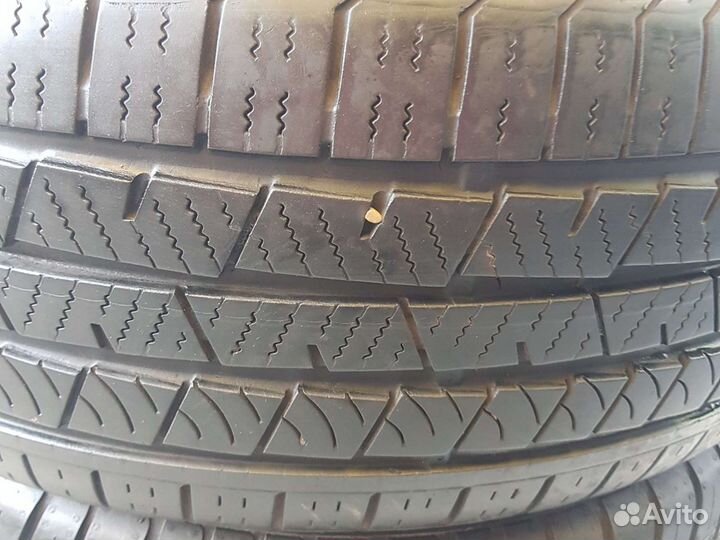 Continental ContiCrossContact AT 235/55 R17