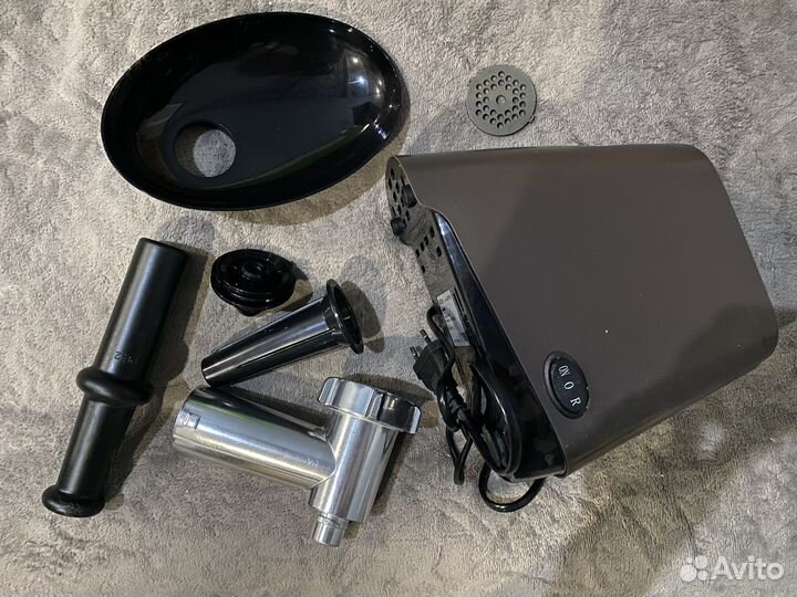 Мясорубка электрическая новач