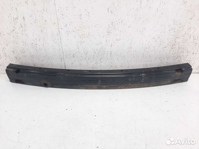 Усилитель переднего бампера Toyota Camry v55