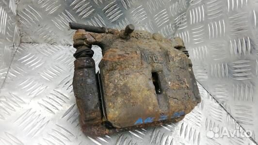 Суппорт тормозной передний правый nissan X-trail T