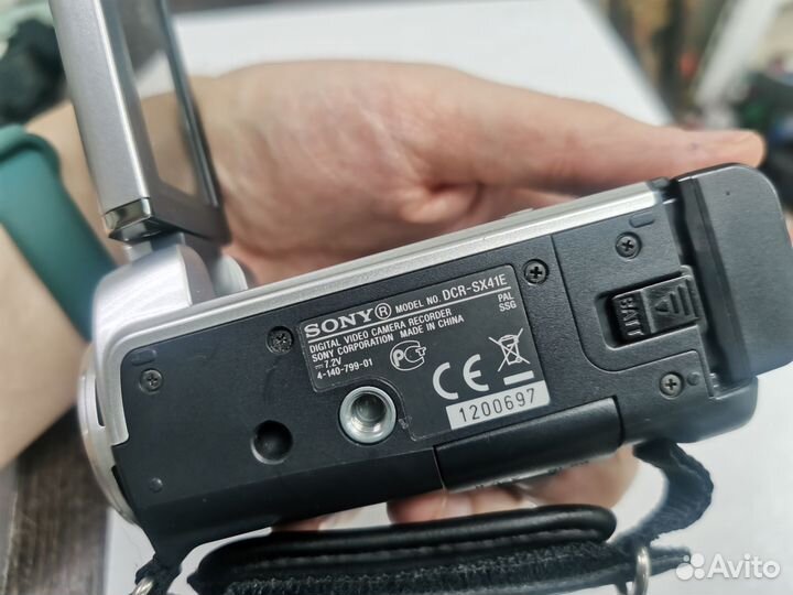 Видеокамера Sony Handycam dcr-sx41