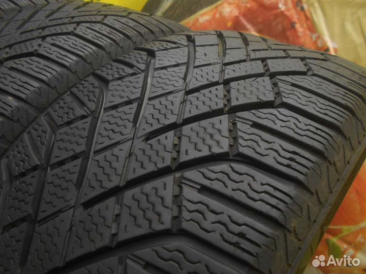 Continental ContiVikingContact 7 225/50 R17