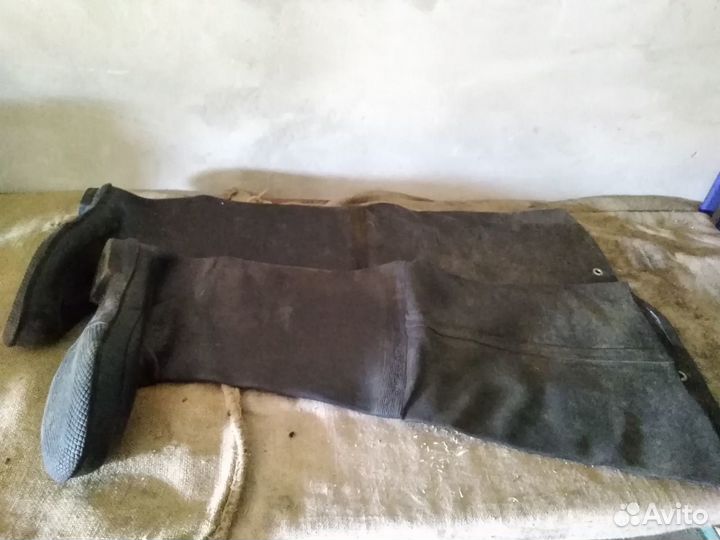 Сапоги болотники