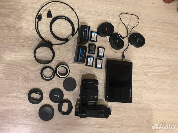 Sony Alpha 6300 + feelword 4K