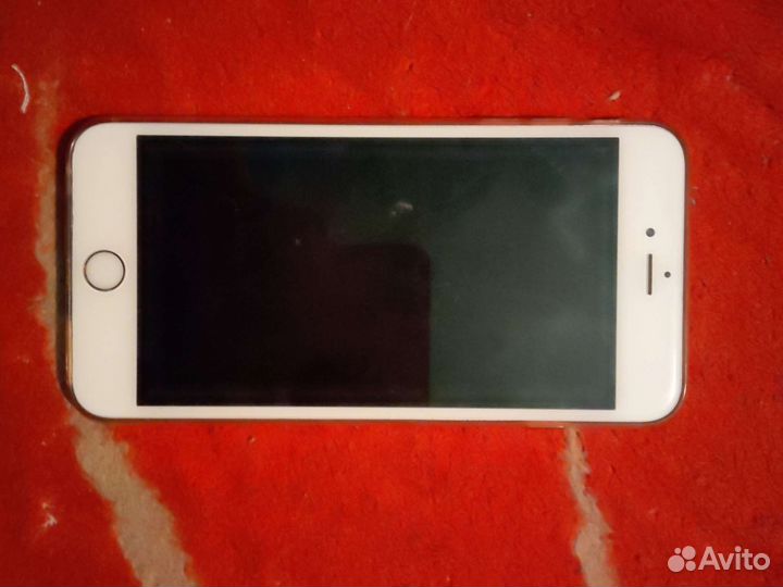 Телефон iPhone 6s+