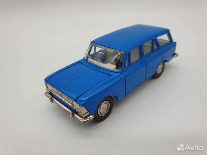 Москвич 426 А-3 синий цвет