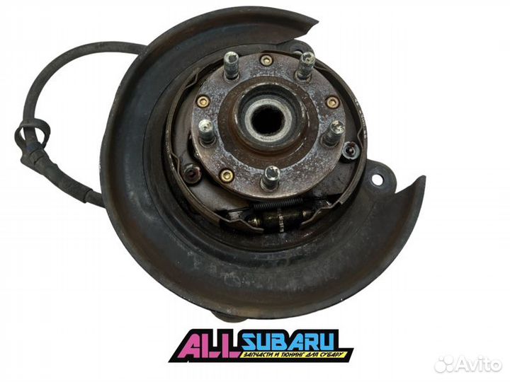 Кулак задний, ступица, цапфа задний левый Subaru