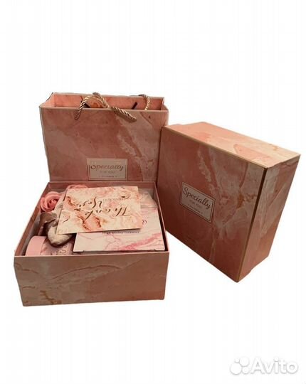 Подарок на 14 февраля девушке