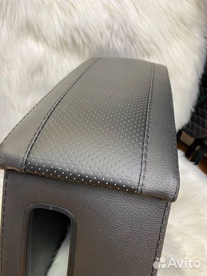 Бар/подлокотник Renault Duster 2021