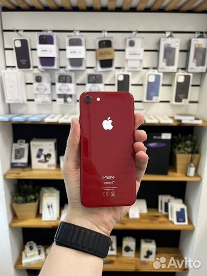 iPhone 8, 64 ГБ