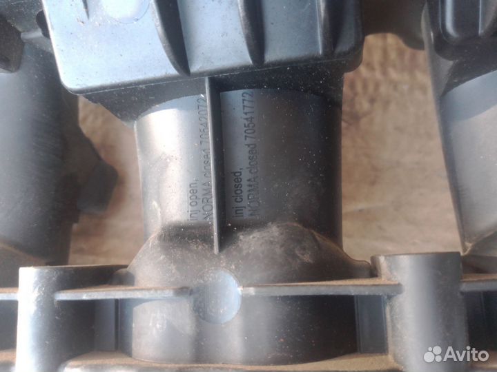 Впускной коллектор Audi Q5 8r