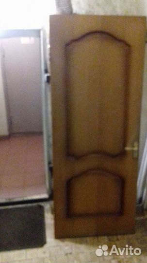 Дверь входная деревянная бу