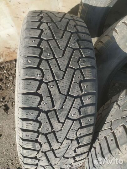 Pirelli Ice Zero 205/55 R16 94T