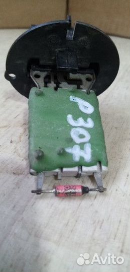 Резистор печки Peugeot 307