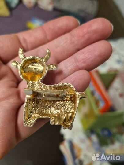 Брошь ручной работы