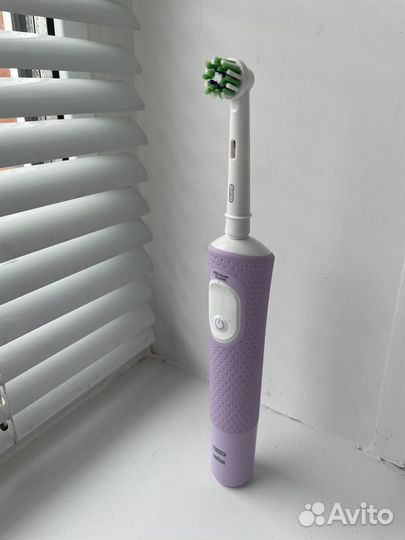 Зубная щетка oral b новая