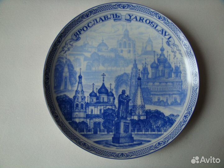 Сувенирные тарелки