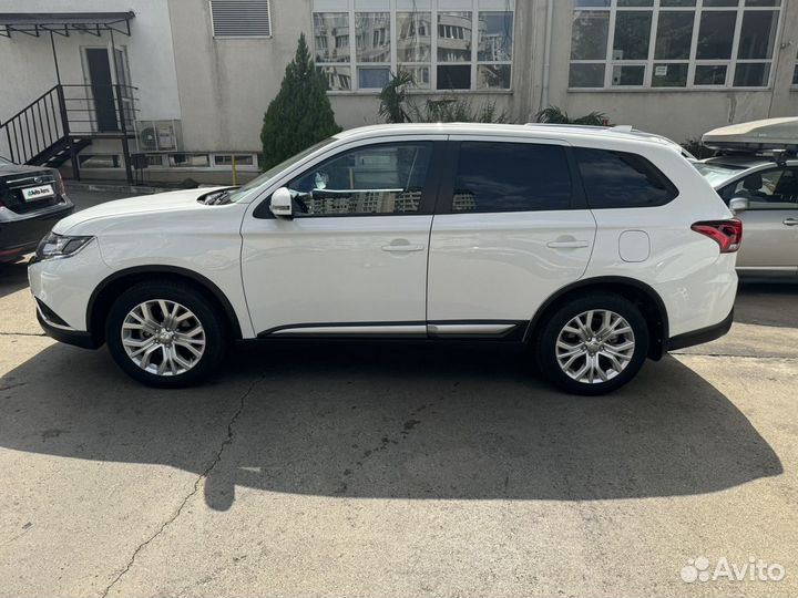 Mitsubishi Outlander 2.0 CVT, 2021, 15 685 км