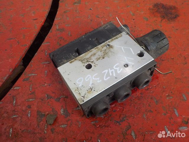 Кран ecas Volvo FH FM 3944716