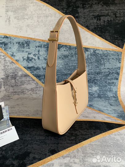 Сумка бежевая ysl Saint Laurent Le 5 a 7