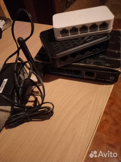 Роутер wi- fi D- link dir-300