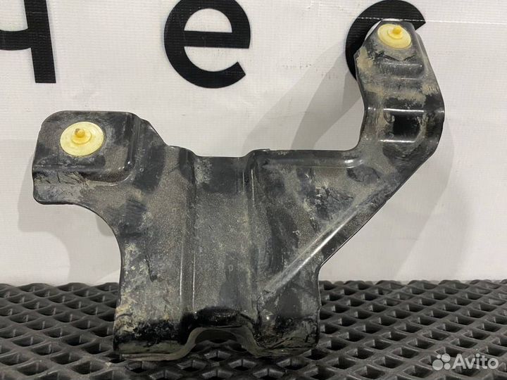 Кронштейн (крепление) Volvo FH4 84162623