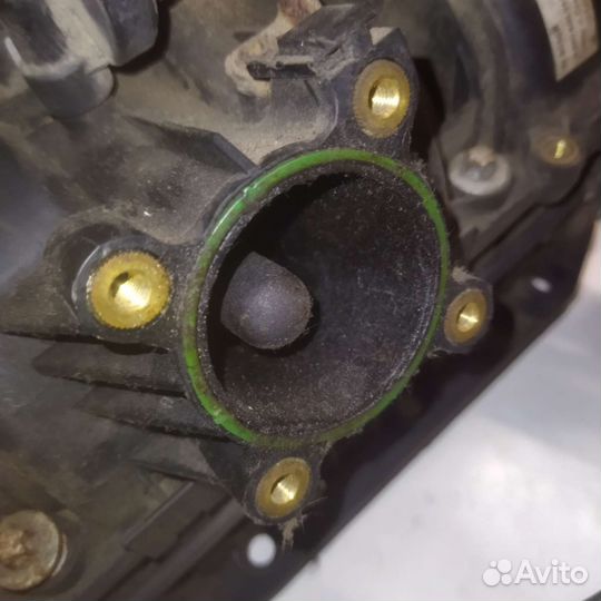 Впускной коллектор Opel Corsa 1.2