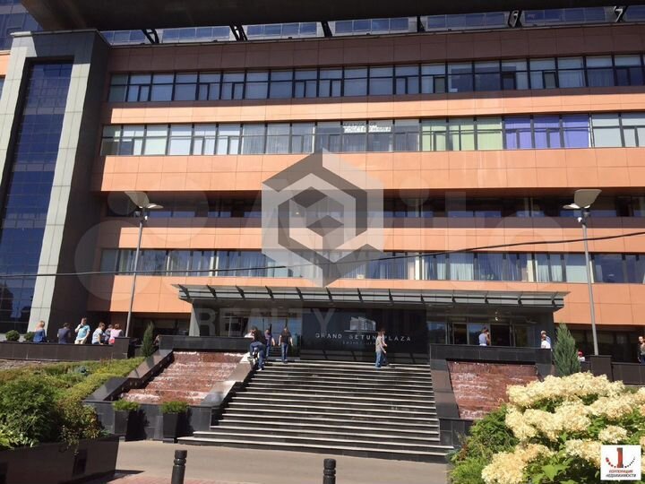 1055 м2 Бизнес-центр 