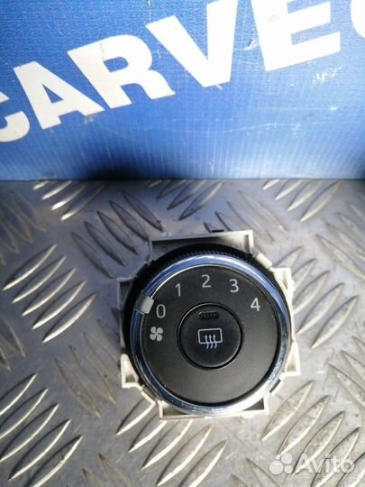 Блок управления отопителем Toyota Corolla (E180) X