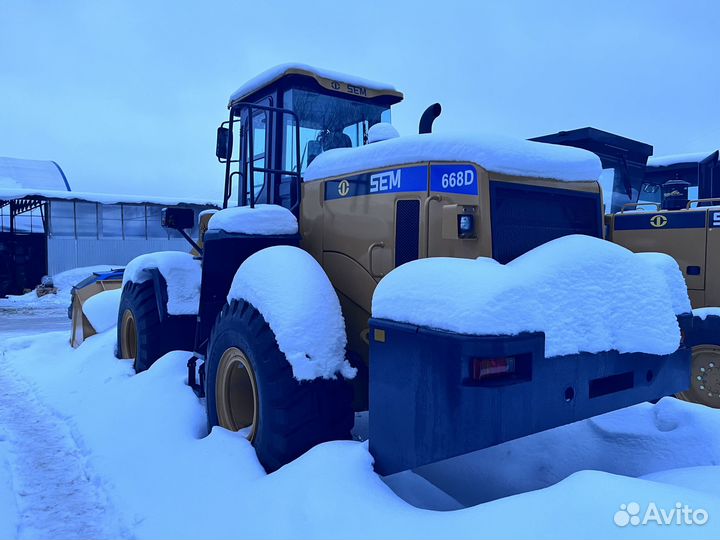 Экскаватор-погрузчик CAT 434, 2022