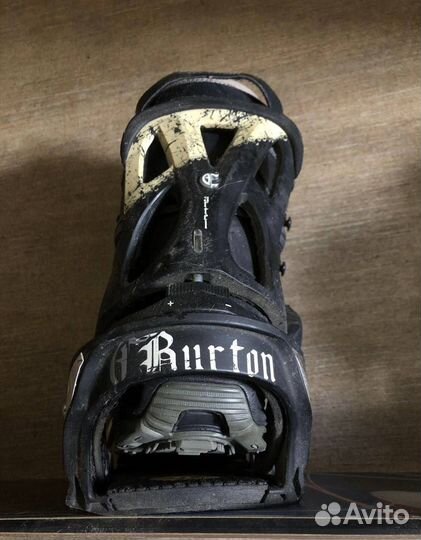Сноуборд + ботинки burton (45 размер)