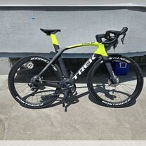 Шоссейный велосипед Trek madone