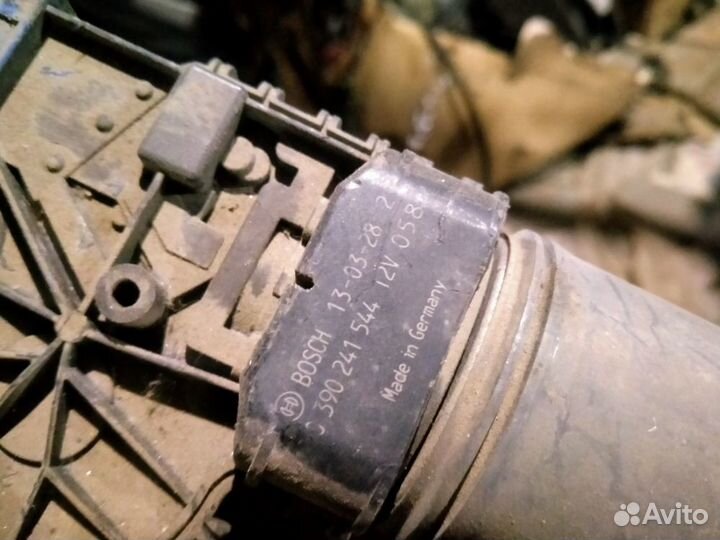 Моторчик дворников Renault Logan 1.6 MT (87 л.с