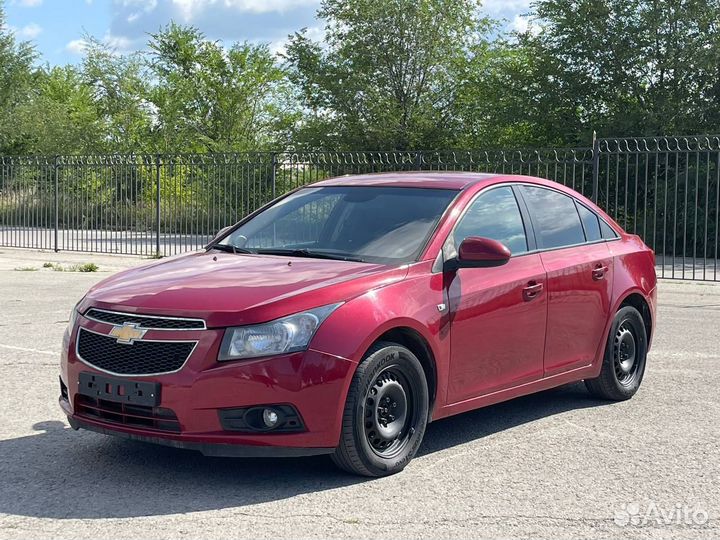 Chevrolet Cruze 1.8 AT, 2010, 138 200 км