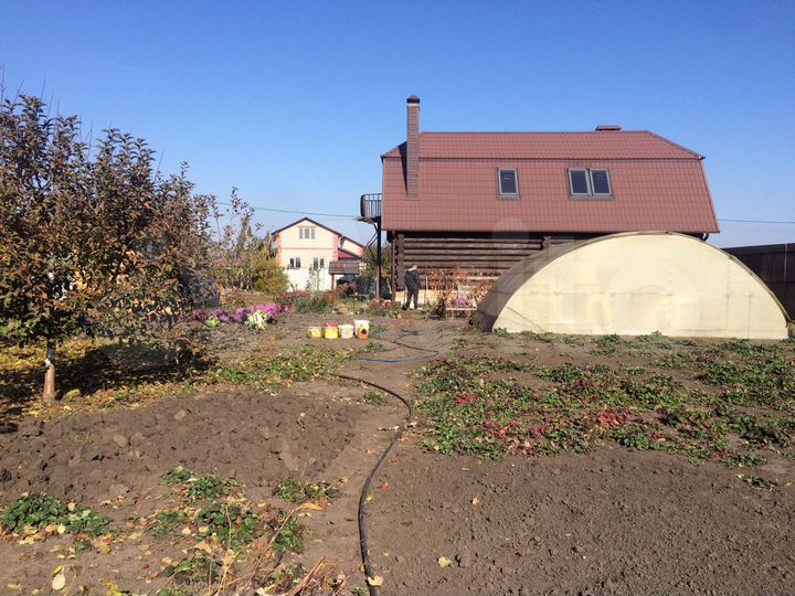 Дом 190 м² на участке 18 сот.