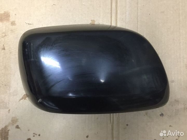 Крышка правого зеркала Land Cruiser 200 08-12
