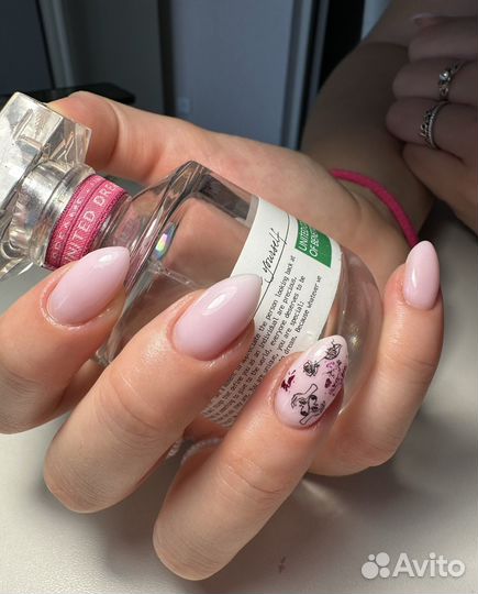 Маникюр, педикюр на пл. Дружбы