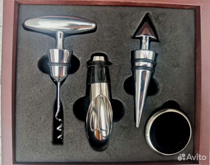 Набор для вина новый, в упаковке