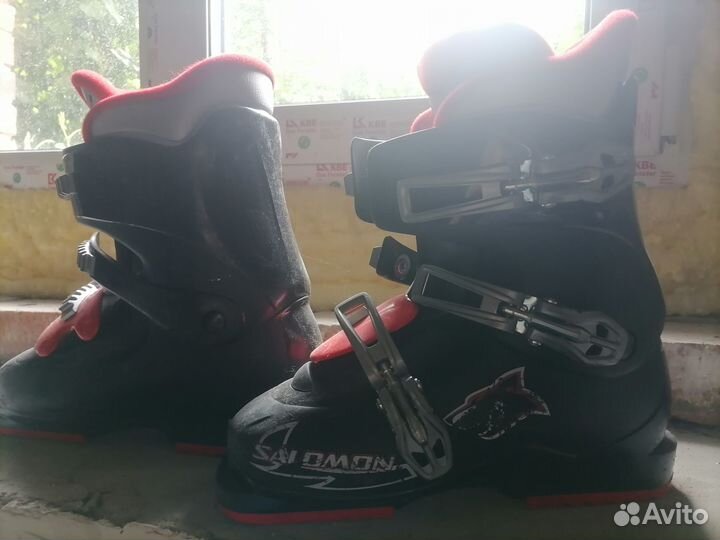 Горнолыж. ботинки 23; 24 и детские 253 ммм по 3500