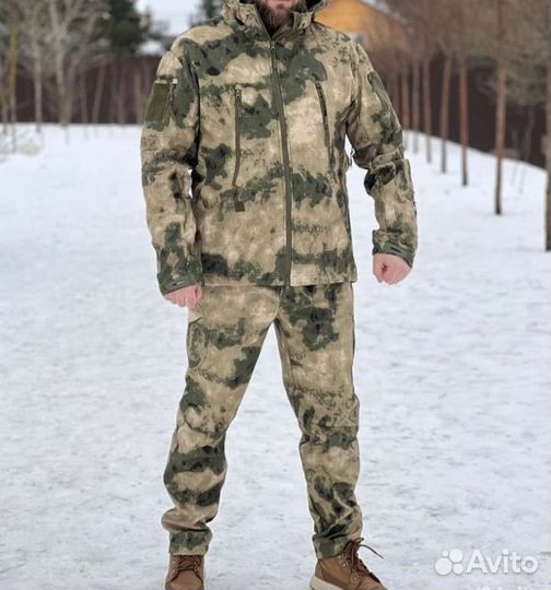 Демисезонный костюм Softshell. Зеленый мох