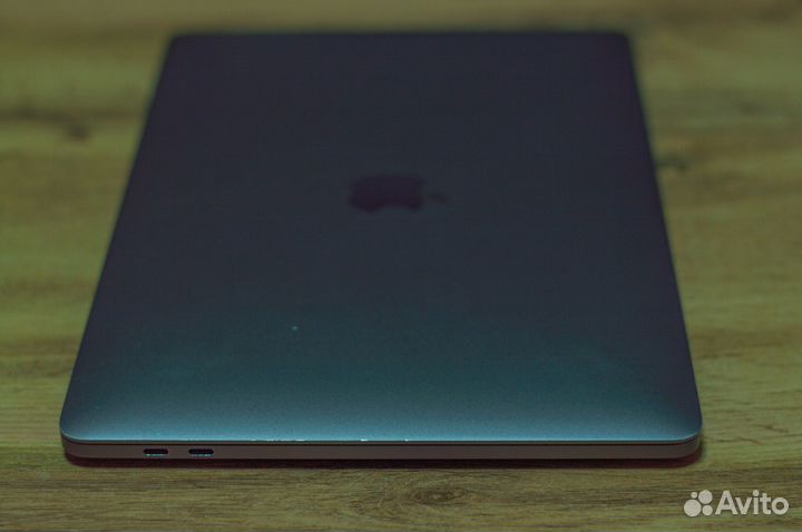 Macbook Pro 13 2019 16gb/512gb TouchBar