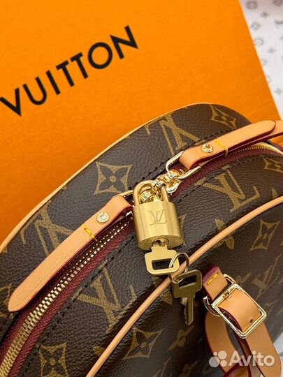 Сумка Louis Vuitton через плечо